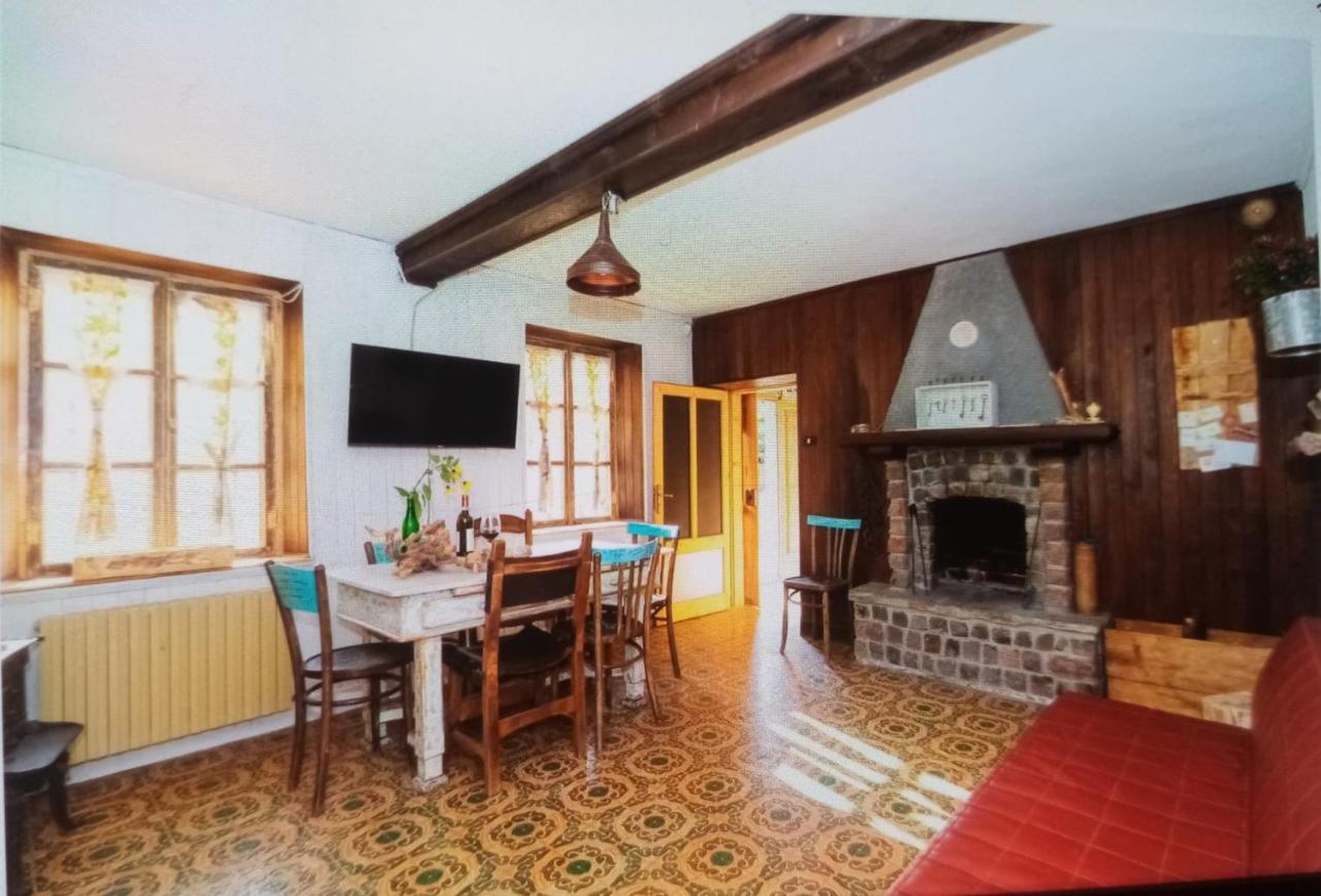 Casa Delle Foglie Sussurranti Villa Asti Bagian luar foto