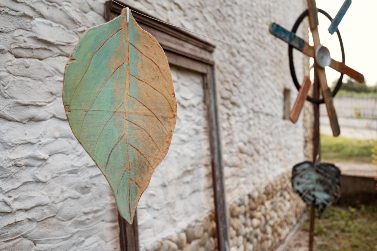 Casa Delle Foglie Sussurranti Villa Asti Bagian luar foto