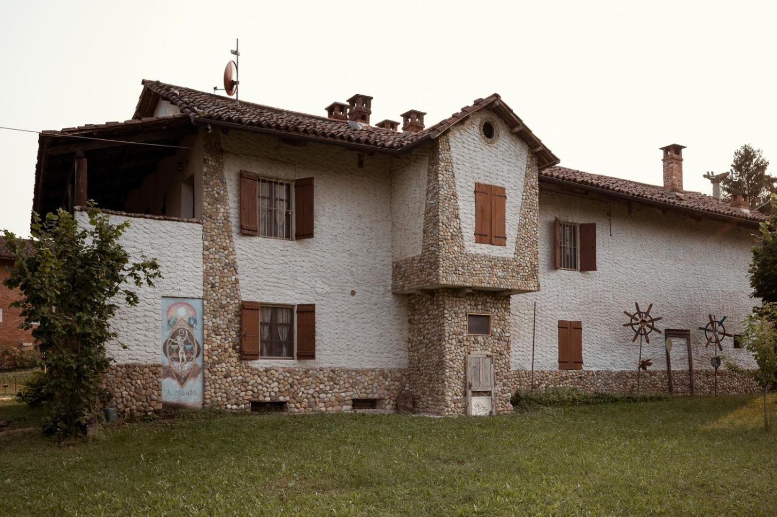 Casa Delle Foglie Sussurranti Villa Asti Bagian luar foto